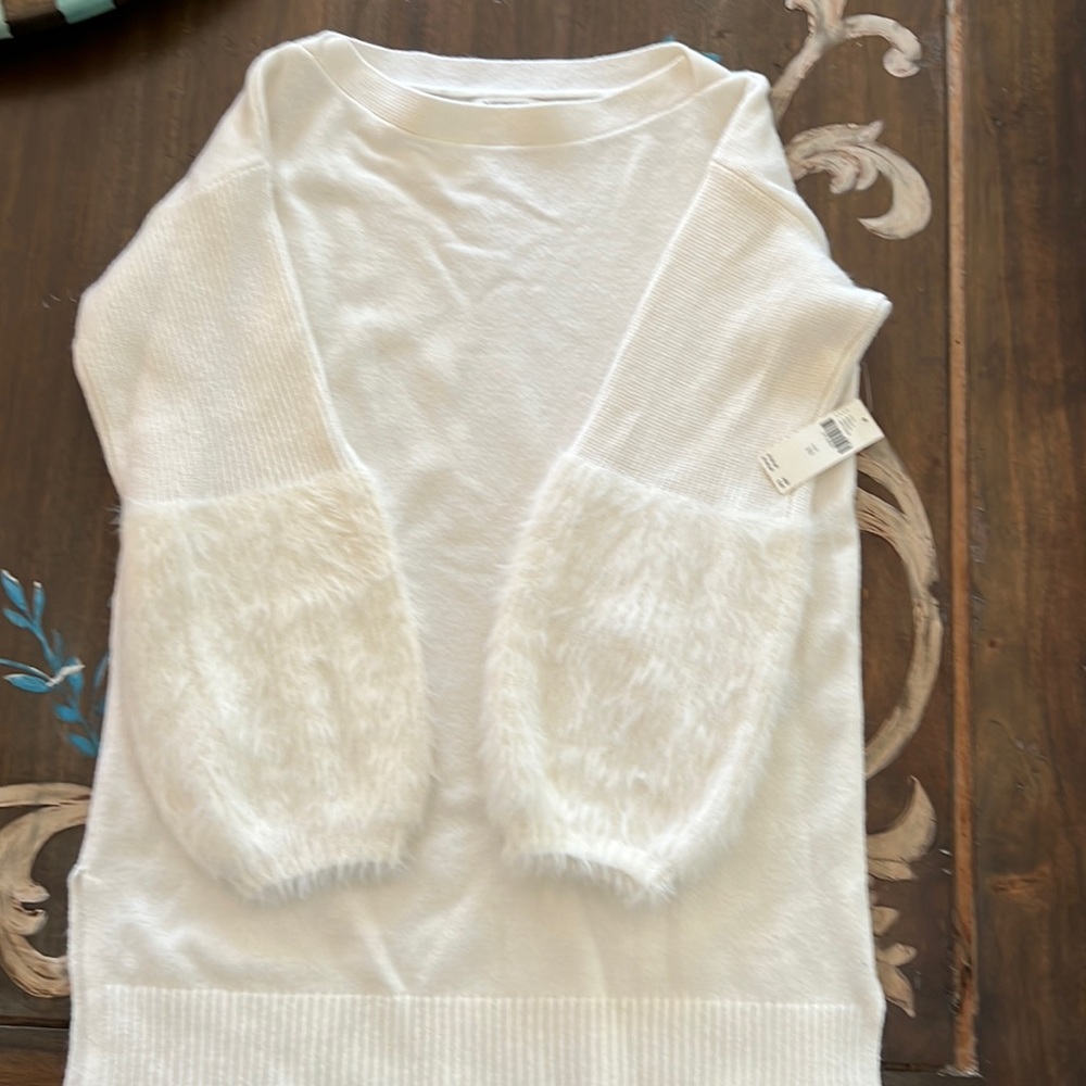 Anthropologie ivory sweater new with tags